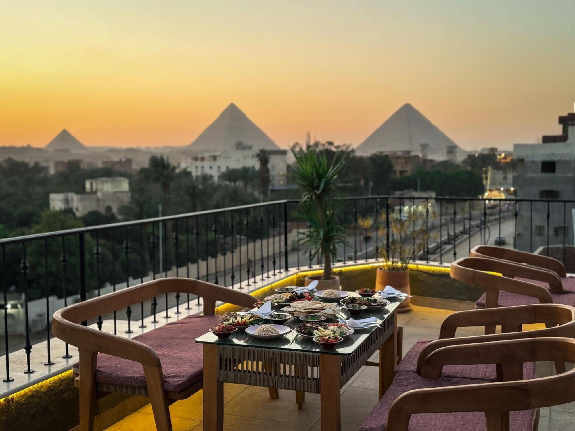 Almas Pyramids Hotel Kafret el-Gabal المظهر الخارجي الصورة